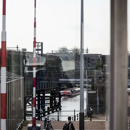 Sweets - Westerdoksbrug Amsterdam