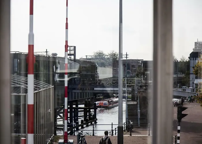 Sweets - Westerdoksbrug Amsterdam