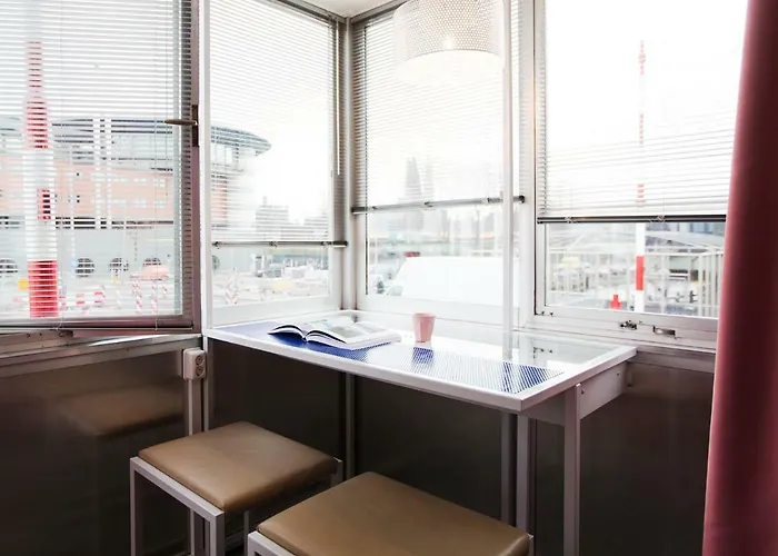 Sweets - Westerdoksbrug Amsterdam